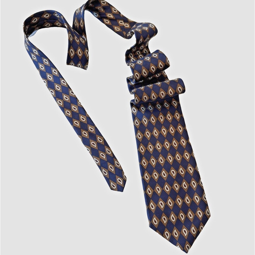 Vtg Tie Necktie 100% Silk Blue Tan Paisley Bert Pulitzer Signature 3.75” Classic